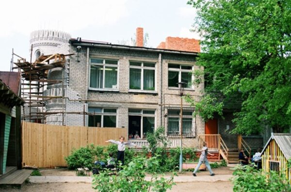 And this is how the school looked before reconstruction
