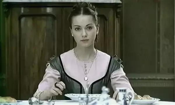 Olga Budina in 'Idiot' (2003)