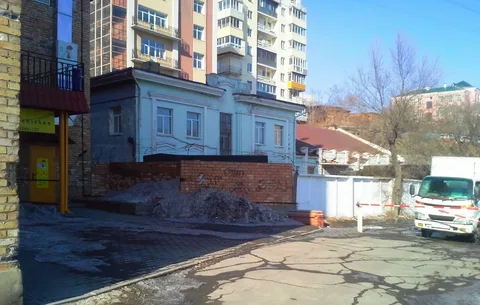 Bestuzhev St. The house of Vladivostok Fortress Commandant, 1903. Architect V. Planson