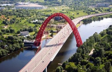 Zhivopisny bridge
